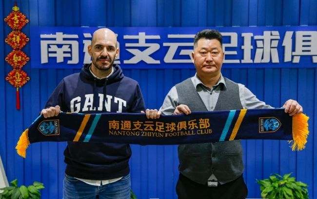 蜜桃av鲁一鲁一鲁一鲁俄罗斯的