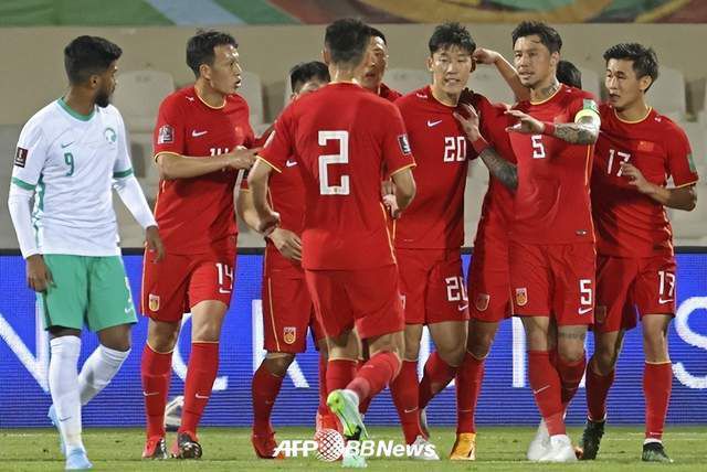 一本综合久久国产二区