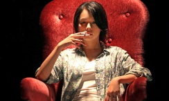 女人全裸图片